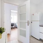 The 7th Corner, Hugh Ideal For Groups